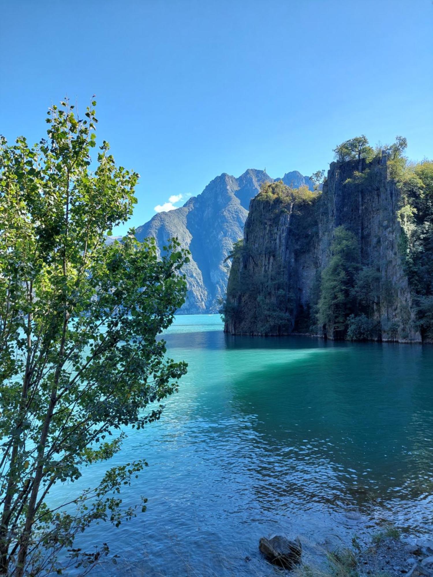 Miralago Casa Vacanze Riva di Solto Bagian luar foto